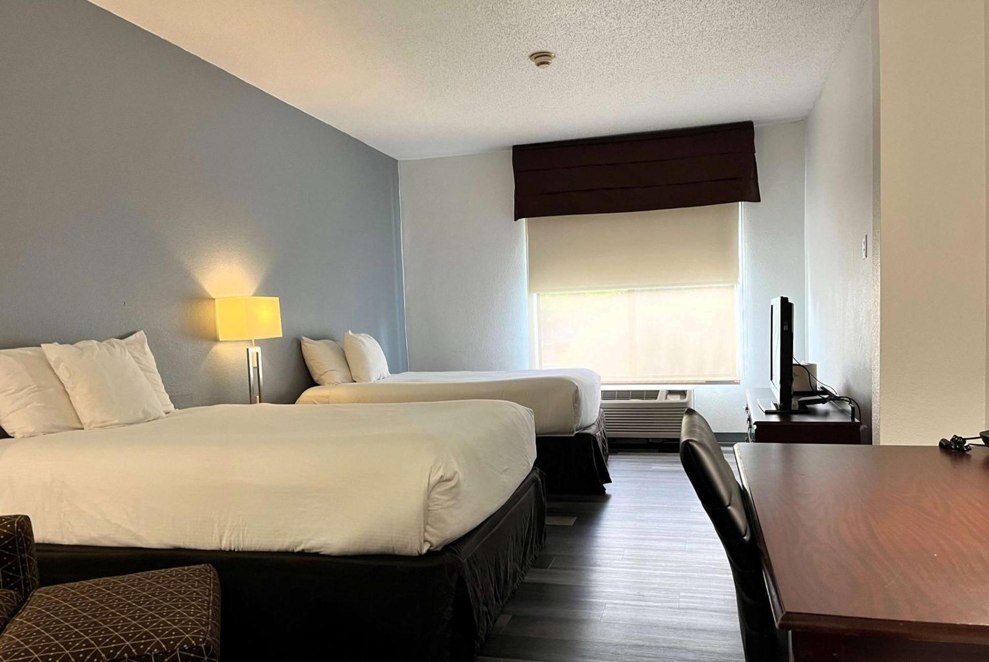 Wingate By Wyndham Airport - Rockville Road Indianapolis